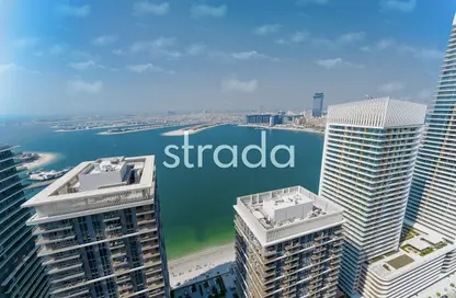 Apartment - 1 Bedroom - 1 Bathroom for sale in Marina Vista - EMAAR Beachfront - Dubai Harbour - Dubai