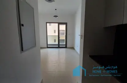 Apartment - 1 Bathroom for rent in Al Jadaf Building - Al Jaddaf - Dubai