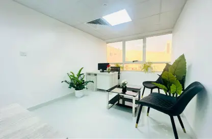 Office Space - Studio - 1 Bathroom for rent in Abu Hail - Deira - Dubai