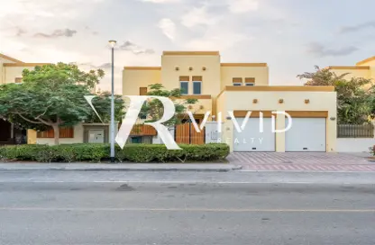 Villa - 3 Bedrooms - 4 Bathrooms for sale in Heritage - Jumeirah Park - Dubai