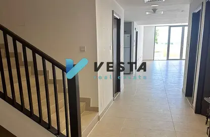 Townhouse - 3 Bedrooms - 4 Bathrooms for rent in Building A - Al Zeina - Al Raha Beach - Abu Dhabi