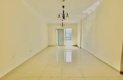 Apartment - 2 Bedrooms - 3 Bathrooms for rent in Aman Building - Muwaileh Commercial - Sharjah