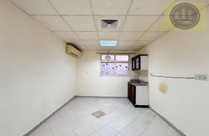 Apartment - 1 Bathroom for rent in Khalifa City - Abu Dhabi