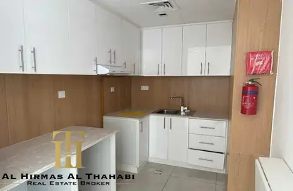 Apartment - 1 Bathroom for rent in The Square Tower - Jumeirah Village Circle - Dubai