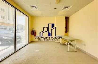 Shop - Studio for rent in Fire Station Road - Muwaileh - Sharjah