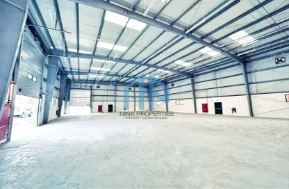 Warehouse - Studio - 5 Bathrooms for rent in Al Quoz Industrial Area 4 - Al Quoz Industrial Area - Al Quoz - Dubai