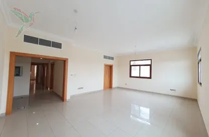 Apartment - 2 Bedrooms - 3 Bathrooms for rent in Shareat Al Muwaji - Al Muwaiji - Al Ain