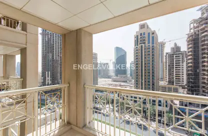 Apartment - 1 Bedroom - 2 Bathrooms for sale in 29 Burj Boulevard Tower 2 - 29 Burj Boulevard - Downtown Dubai - Dubai