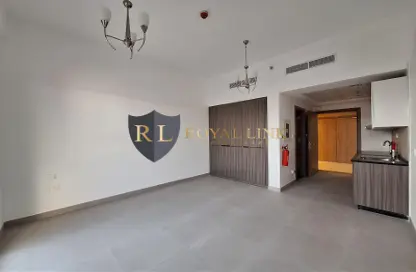 Apartment - 1 Bathroom for rent in Al Warsan 4 - Al Warsan - Dubai