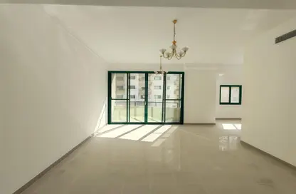 Apartment - 3 Bedrooms - 4 Bathrooms for rent in Al Majaz 3 - Al Majaz - Sharjah