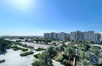 Apartment - 2 Bedrooms - 2 Bathrooms for sale in Zahra Apartments 1B - Zahra Apartments - Town Square - Dubai