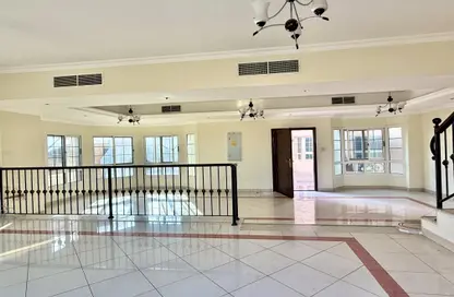 Villa - 3 Bedrooms - 4 Bathrooms for rent in Mirdif - Dubai