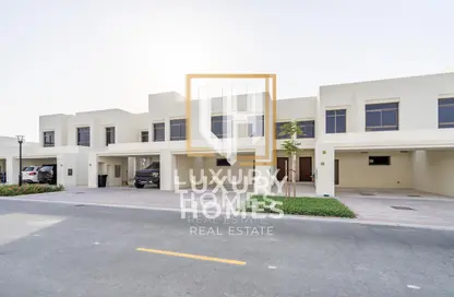 Townhouse - 3 Bedrooms - 4 Bathrooms for sale in Reem Townhouses - Town Square - Dubai