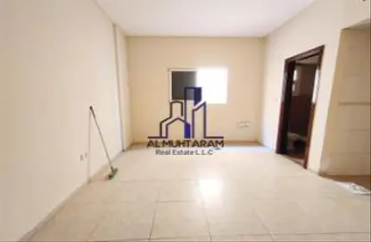 Apartment - Studio - 1 Bathroom for rent in Al Mujarrah - Al Sharq - Sharjah