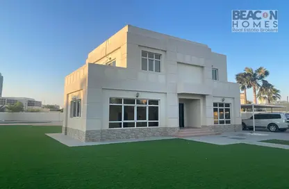 Villa - 5 Bedrooms - 5 Bathrooms for rent in Al Barsha 3 - Al Barsha - Dubai