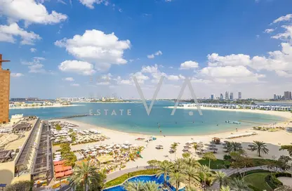 Apartment - 3 Bedrooms - 3 Bathrooms for rent in Al Das - Shoreline Apartments - Palm Jumeirah - Dubai