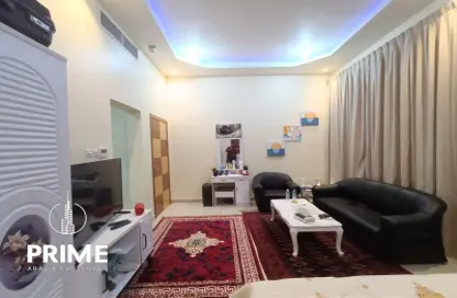 Apartment - 1 Bathroom for rent in Al Bateen Airport - Muroor Area - Abu Dhabi