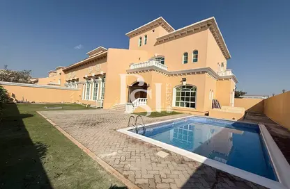 Villa - 4 Bedrooms - 6 Bathrooms for rent in Between Two Bridges - Abu Dhabi