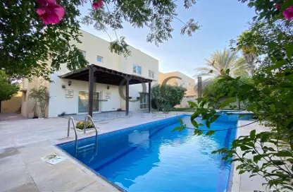 Villa - 3 Bedrooms - 4 Bathrooms for rent in Meadows 9 - Meadows - Dubai