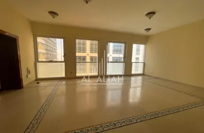 Apartment - 3 Bedrooms - 3 Bathrooms for rent in Al Danah - Abu Dhabi