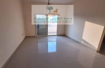 Apartment - 2 Bedrooms - 2 Bathrooms for rent in Zayd Bin Aslam Street - Abu shagara - Sharjah