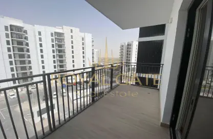 Apartment - 2 Bedrooms - 2 Bathrooms for rent in Waters Edge - Yas Island - Abu Dhabi