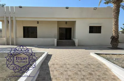 Villa - 4 Bedrooms - 5 Bathrooms for rent in Al Qadsiya - Al Heerah - Sharjah