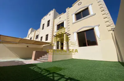 Villa - 4 Bedrooms - 4 Bathrooms for rent in Mohammed Villas 6 - Mohamed Bin Zayed City - Abu Dhabi