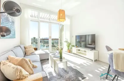 Apartment - Studio - 1 Bathroom for sale in Palm Views West - Palm Views - Palm Jumeirah - Dubai