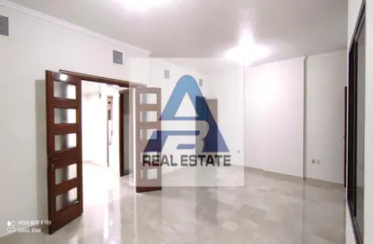 Apartment - 4 Bedrooms - 4 Bathrooms for rent in Al Falah Tower - Corniche Road - Abu Dhabi