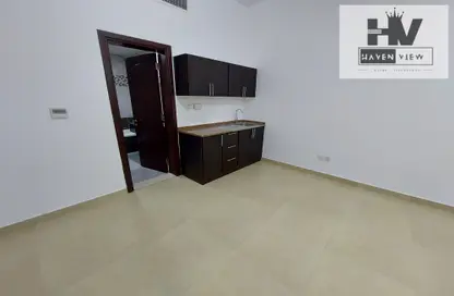 Apartment - 1 Bathroom for rent in Mohamed Bin Zayed Centre - Mohamed Bin Zayed City - Abu Dhabi