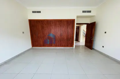 Villa - 4 Bedrooms - 5 Bathrooms for rent in Al Baraha - Deira - Dubai