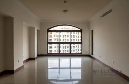 Apartment - 2 Bedrooms - 2 Bathrooms for sale in Golden Mile 4 - Golden Mile - Palm Jumeirah - Dubai