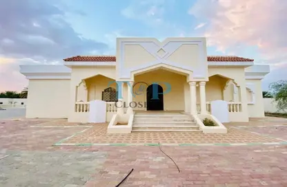 Villa - 6 Bedrooms - 6 Bathrooms for rent in Dhaher 1 - Al Dhahir - Al Ain