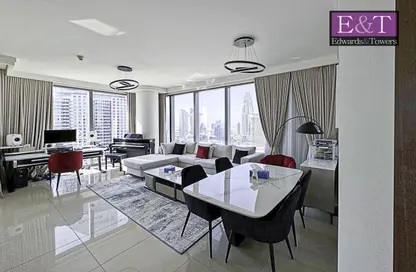 Apartment - 2 Bedrooms - 3 Bathrooms for sale in Boulevard Point - Downtown Dubai - Dubai