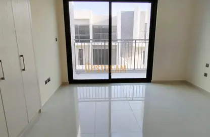 Townhouse - 3 Bedrooms - 4 Bathrooms for sale in Zinnia - The Roots DAMAC Hills 2 - Damac Hills 2 - Dubai