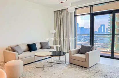 Apartment - 1 Bedroom - 1 Bathroom for sale in Marina Vista - EMAAR Beachfront - Dubai Harbour - Dubai