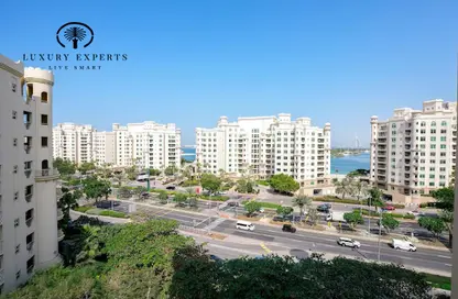 Apartment - 3 Bedrooms - 3 Bathrooms for sale in Al Tamr - Shoreline Apartments - Palm Jumeirah - Dubai