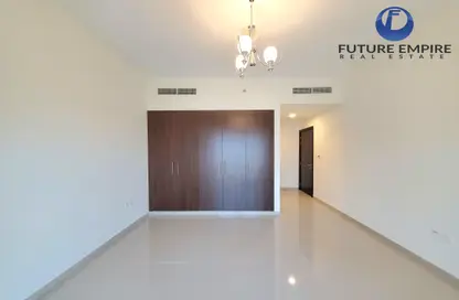 Apartment - 1 Bedroom - 2 Bathrooms for rent in Jumeirah Garden City - Al Satwa - Dubai