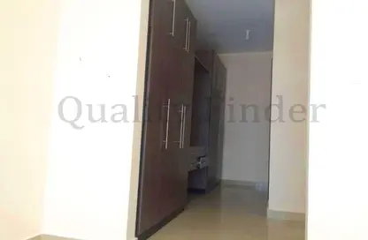 Apartment - 2 Bedrooms - 2 Bathrooms for rent in Tower 7 - Al Reef Downtown - Al Reef - Abu Dhabi