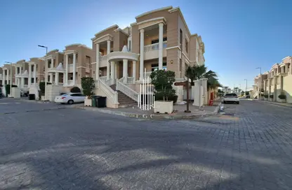 Villa - 5 Bedrooms for rent in Al Forsan Village - Khalifa City - Abu Dhabi