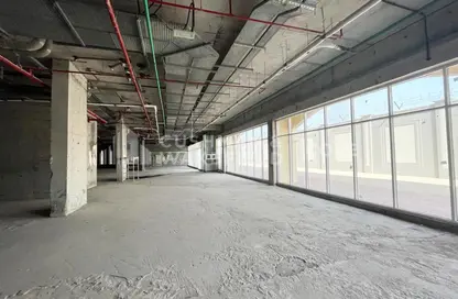 Retail - Studio for rent in Rawdhat Abu Dhabi - Abu Dhabi