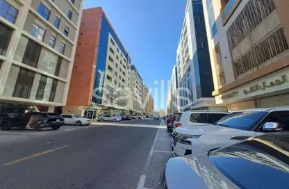 Retail - Studio for rent in Aman Building - Muwaileh Commercial - Sharjah