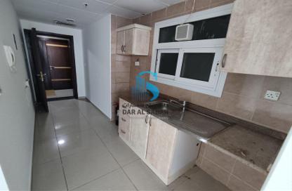 Apartment - 1 Bathroom for rent in Tiger Building Al Qadesia - Al Nahda - Sharjah