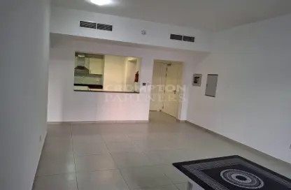 Apartment - 2 Bedrooms - 3 Bathrooms for rent in Al Khaleej Village - Al Ghadeer - Abu Dhabi