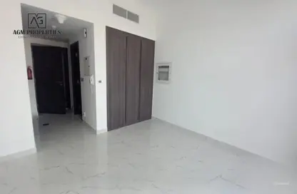 Apartment - 1 Bathroom for rent in Time 1 - Dubai Land - Dubai