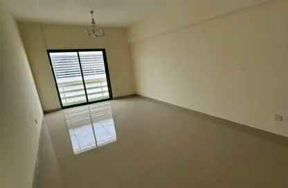 Apartment - 3 Bedrooms - 2 Bathrooms for rent in Al Rashidiya 1 - Al Rashidiya - Ajman