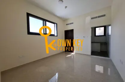 Apartment - Studio - 1 Bathroom for rent in Al Karama - Dubai