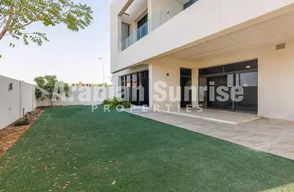 Villa - 4 Bedrooms - 6 Bathrooms for rent in West Yas - Yas Island - Abu Dhabi