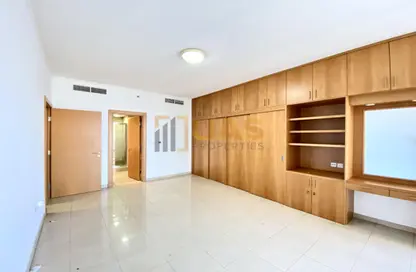 Apartment - 2 Bedrooms - 4 Bathrooms for rent in Fairmont Hotel - Sheikh Zayed Road - Dubai